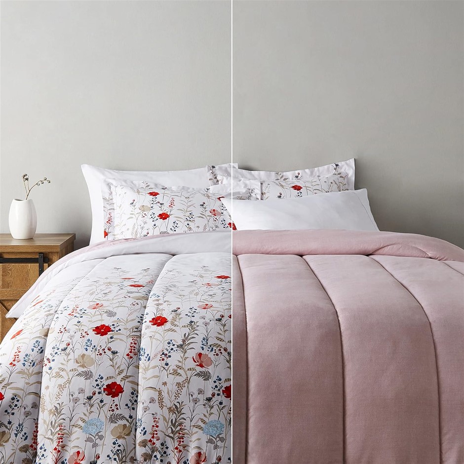 AMAZON BASICS Ultra-Soft Lightweight Microfiber Reversible Comforter 3-Piec