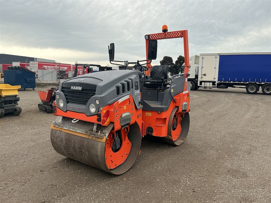 <p>Hamm HD13 Smooth Drum Roller</p>