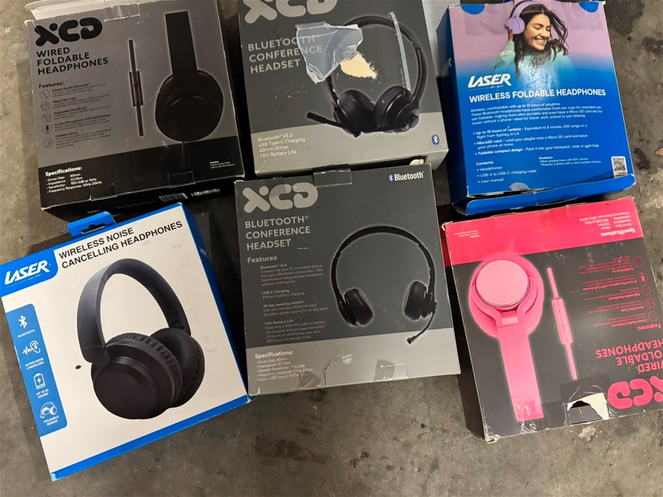 CLOSING DOWN SALE: Mixed lot of bluetooth and wired headphones