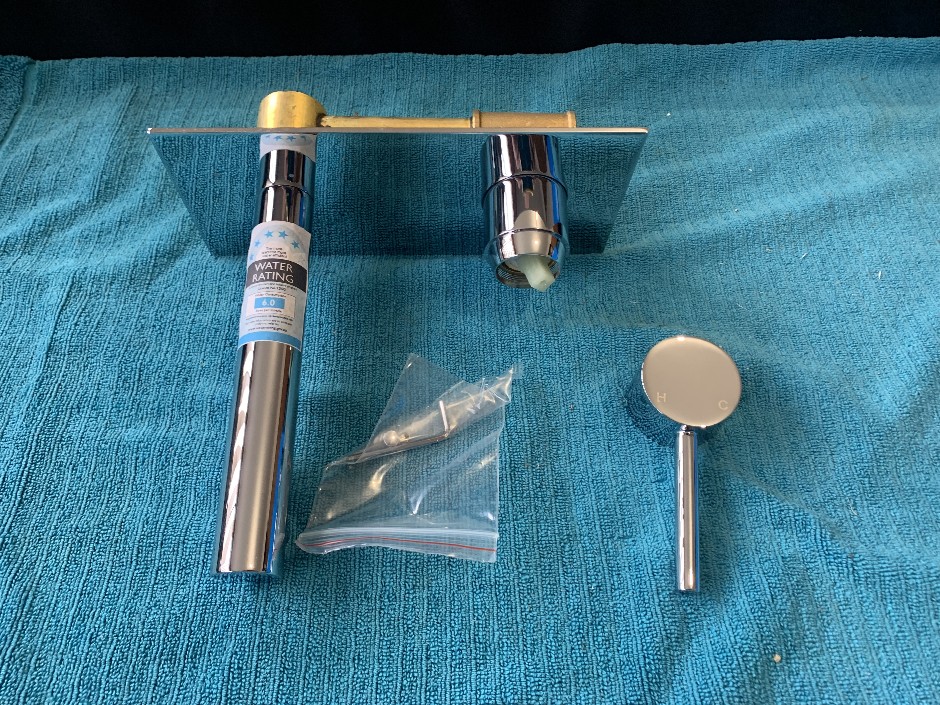 <p>1 x Wall Basin/Bath Mixer (Unused)</p>