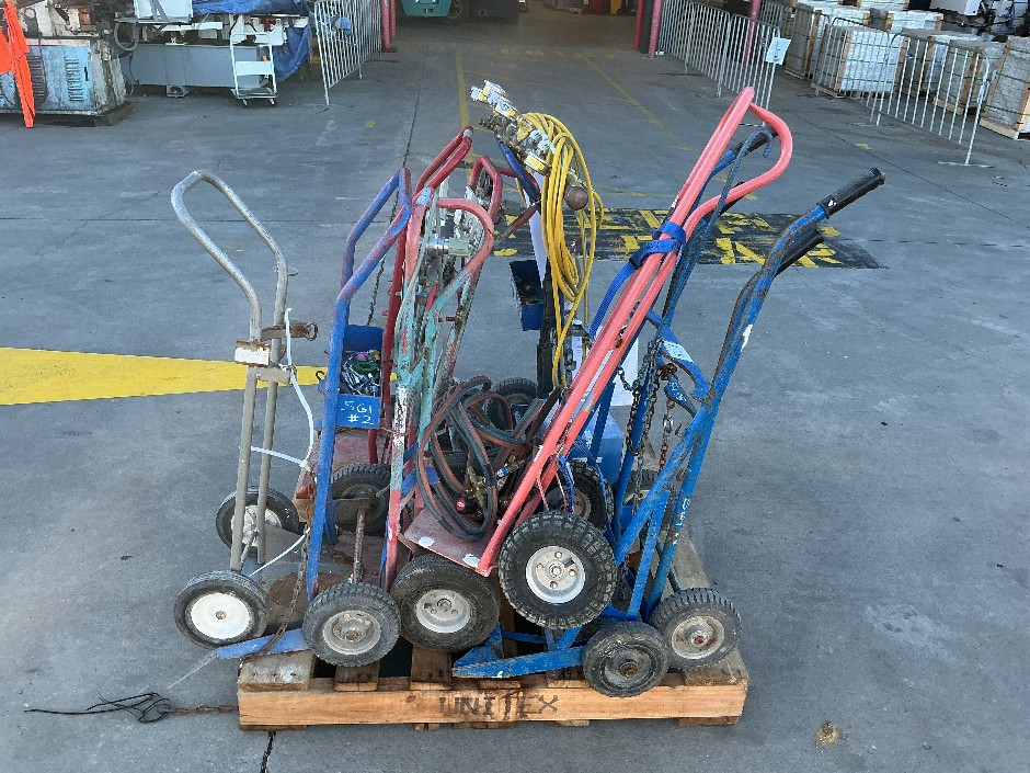 1 x Pallet Hand Trolleys & Hoses