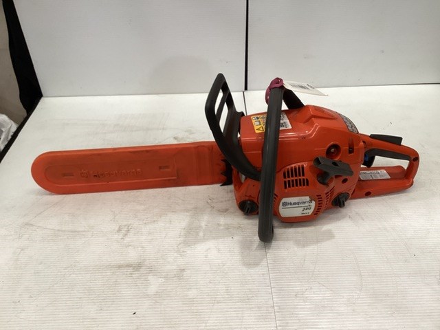 Husqvarna Chainsaw