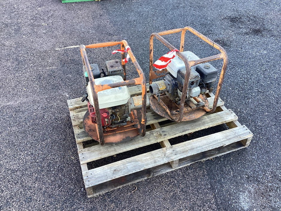 <p>Flextool Drive Units x2 Honda Petrol Powered</p>