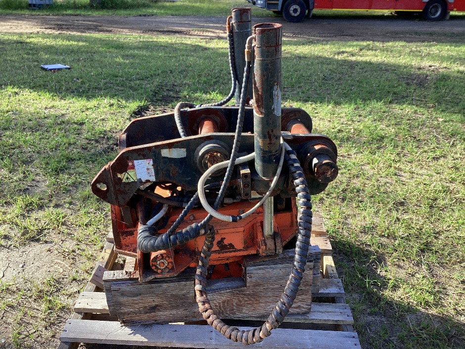 Fire Ant 360 Tilt Rotator Quick Hitch