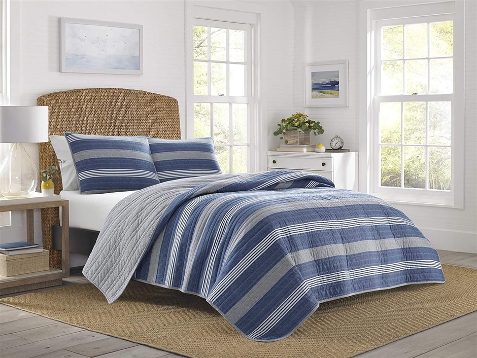 NAUTICA Twin Quilt Set, Cotton Reversible Bedding with Matching Sham.
