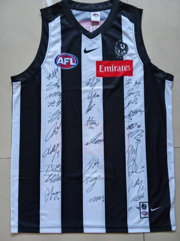 COLLINGWOOD MAGPIES 2026 SQUAD SIGNED GUERNSEY