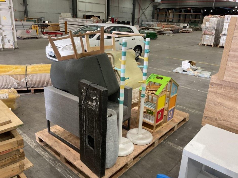 Pallet of Assorted Furniture