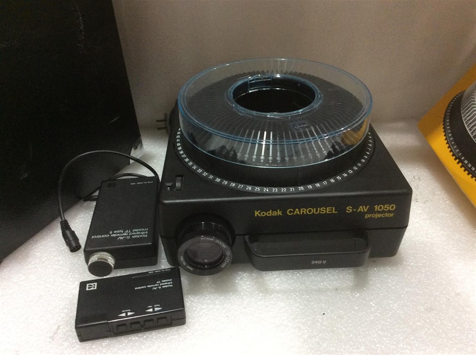 Kodak Carousel S-AV 1050 Slide Projector