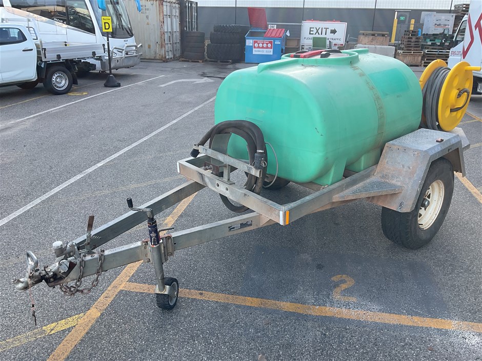 <p>2013 Rapid Spray Southern  Dust Suppression  Single Water Trailer</p>