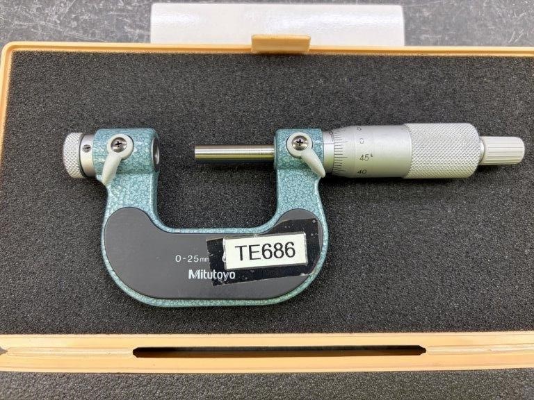 1x Mitutoyo Digital Micrometer