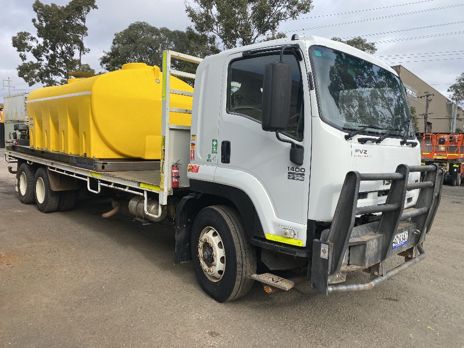 2008 Isuzu FVZ1400 6 x 4 Table Top/Water Truck