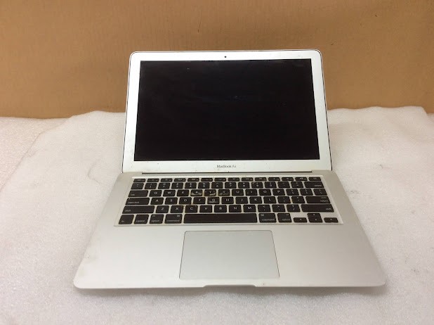 Apple Mac Book Air(A1369)(Emc2469) Laptop I5-2557m 4gbram/128gb