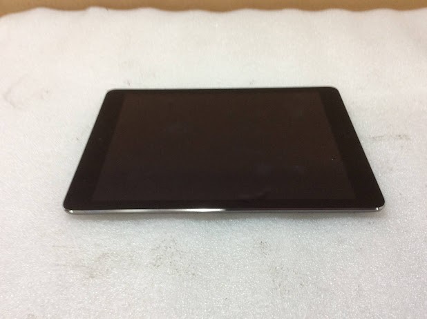 Apple iPad Air 1 (A1474) Tablet 16GB
