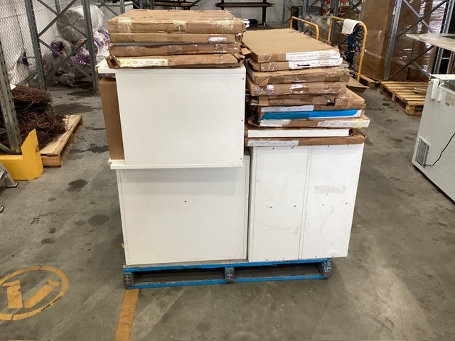 Pallet Containing Large Quantity Cabinetry With Doors