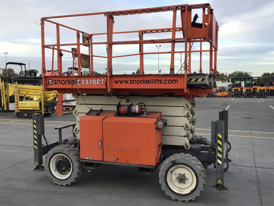 <p>2022 snorkel scissor lift</p>
