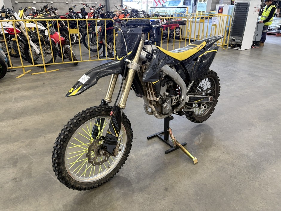 Suzuki RMZ450 Petrol
