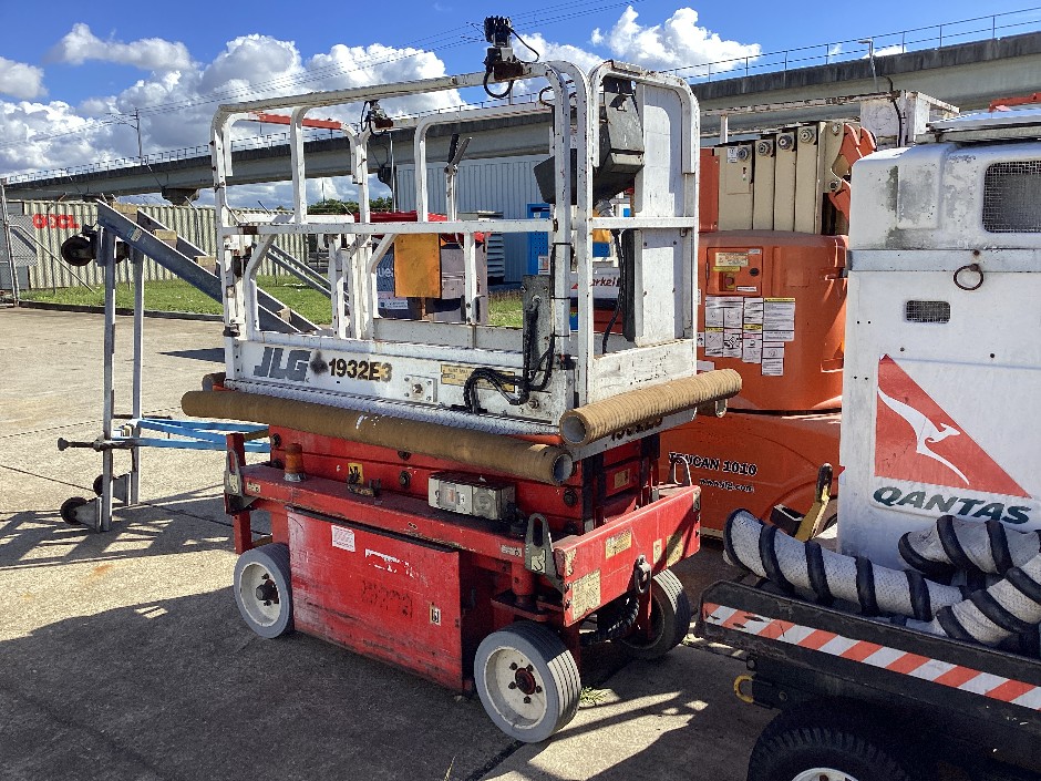 JLG 1932ES Electric Scissor Lift
