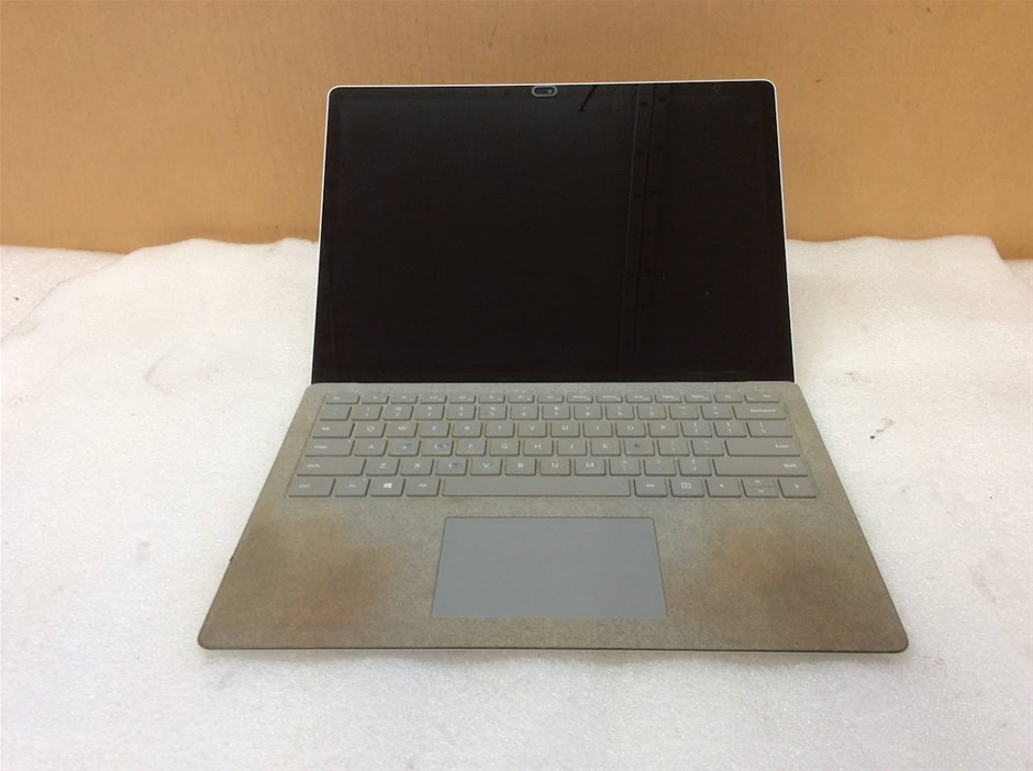 MICROSOFT SURFACE 1769 Laptop I5-7300U 8GBRAM 256GB Silver