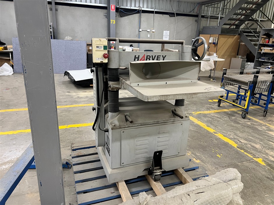 2022 Harvey Thicknesser Machine