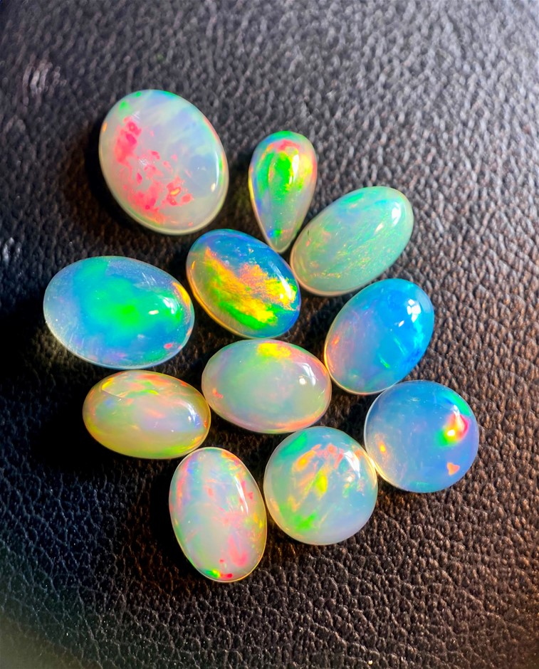 5.55 CT Lovely Natural Fiery Opal