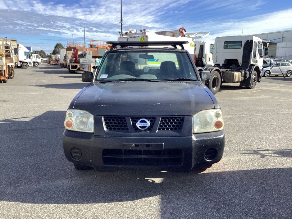 2002 Nissan Navara DX Petrol