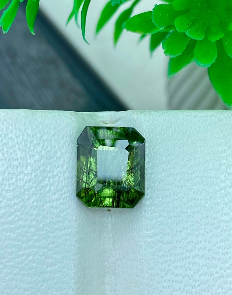 3.65 CT Splendid Natural Rare Ludwigite Peridot