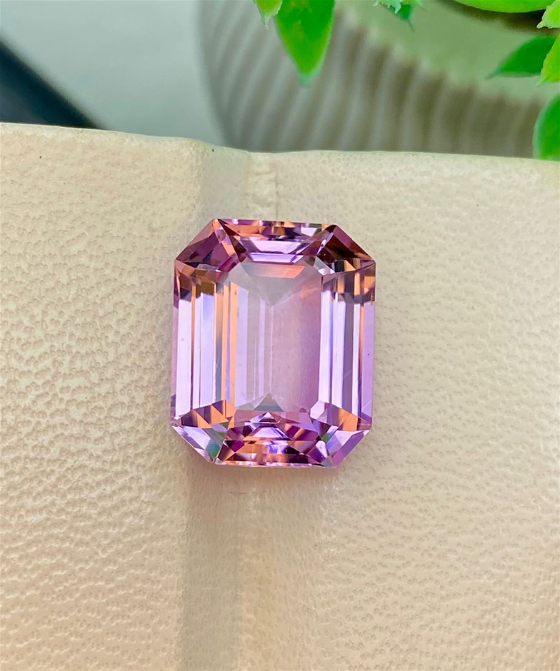 11.15 CT Splendid Natural Purplish-Pink Kunzite