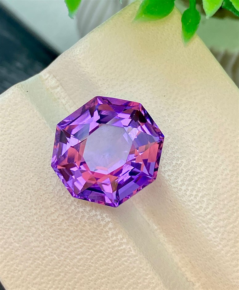 11.75 CT Quality Natural Brazilian Amethyst