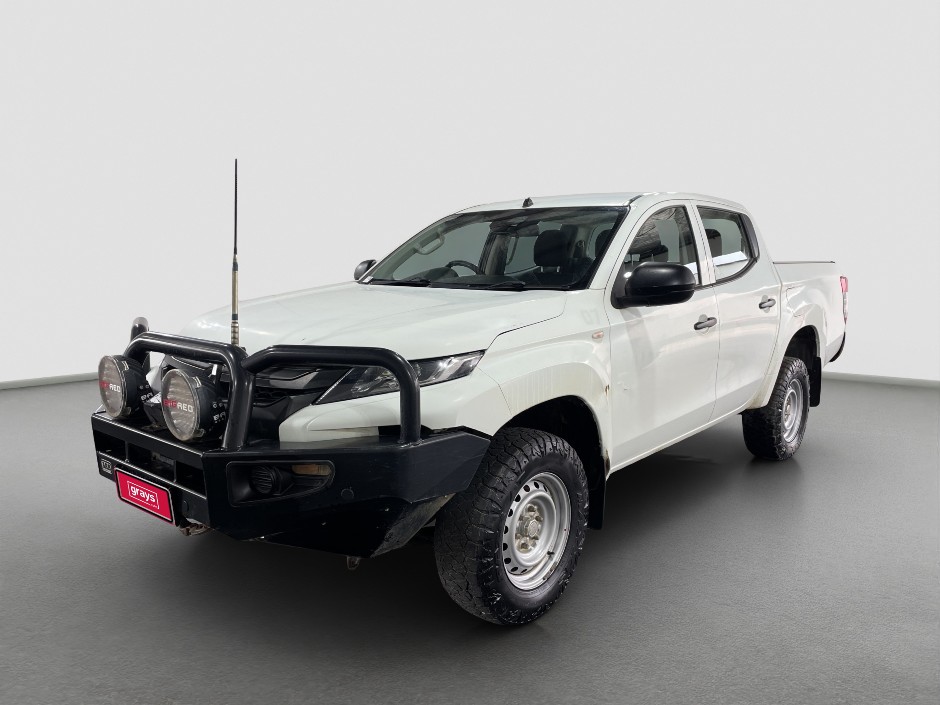 2021 Mitsubishi Triton GLX Diesel