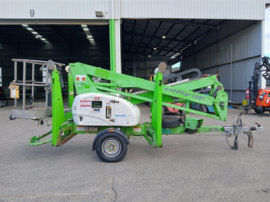 <p>2017 Nifty 150T Mobile Hydraulic Platform</p>
