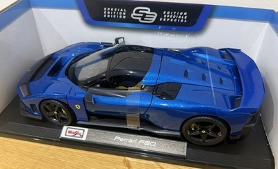 MAISTO Diecast Ferrari F80 Model Car, Scale 1:18, Blue. NB: Minor use, not