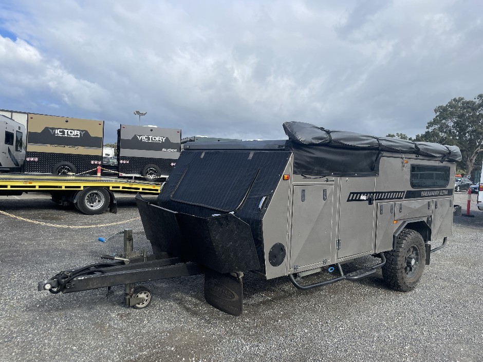 2018 Lifestyle Breakaway Ultra Camper Trailer