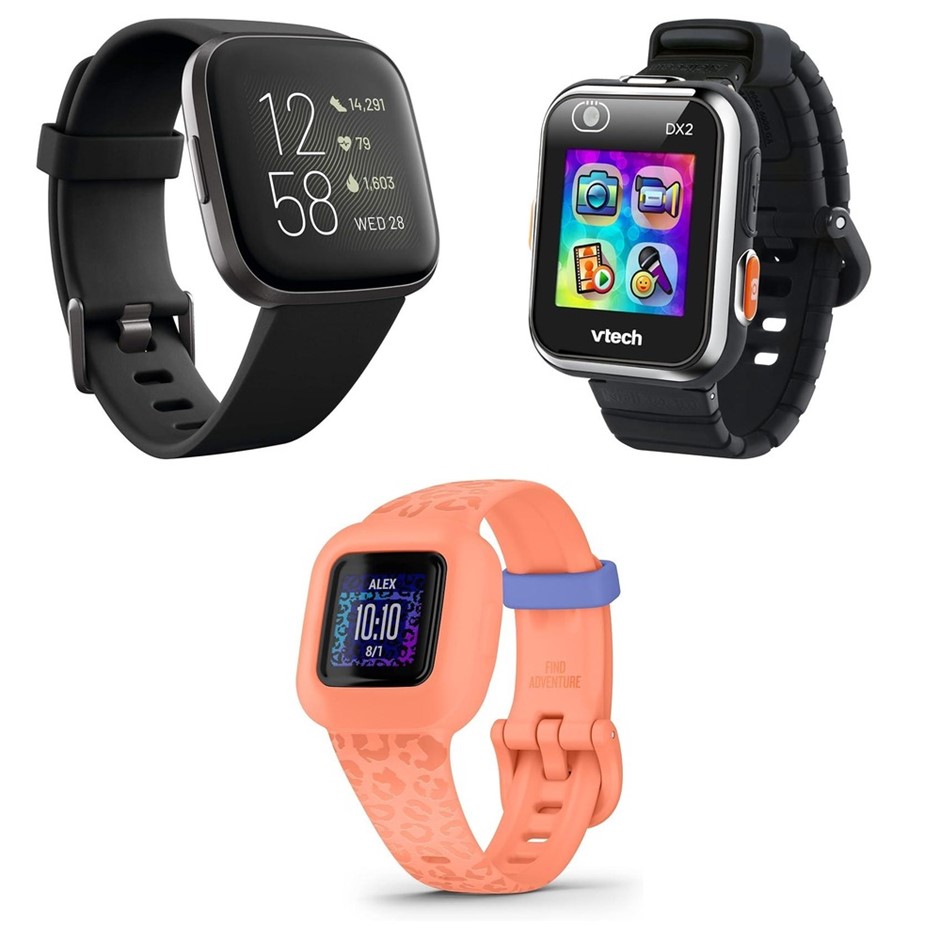 4 x Smart Watches. 1 x LG Electronics LMW315 Smartwatch W7. 1 x FITBIT Vers