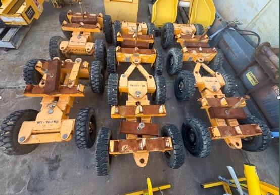 <p>Rail Dollies x 6</p>