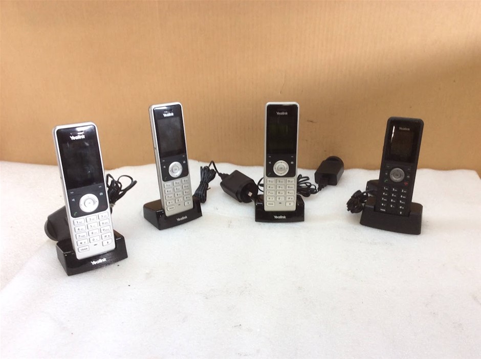 Yealink W59R/W56H DECT IP Phone and Charging Cradle Bundle (Lot of 4)
