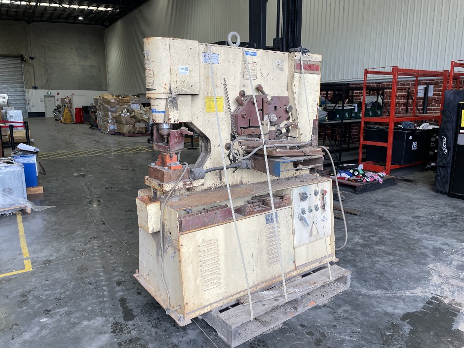 <p>Marksman MK55 Metalwork Machine</p>