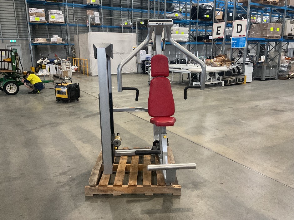 Evolution Maxim Chest Press Machine