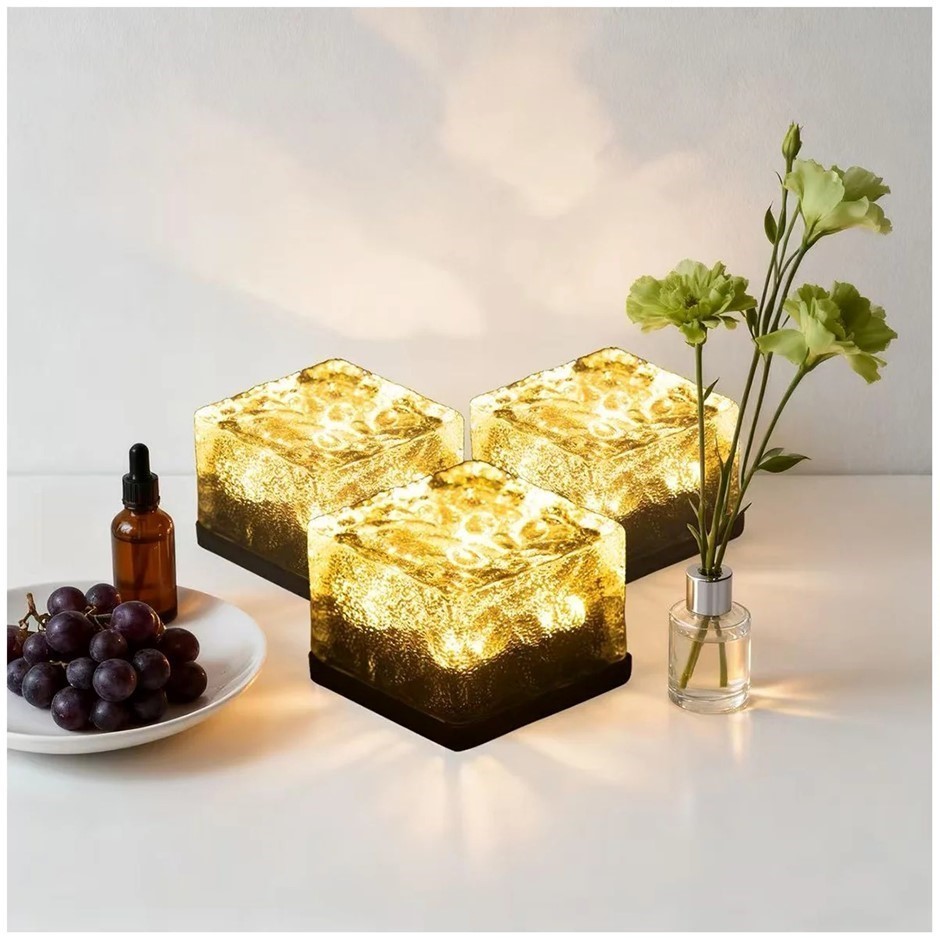 DAIS 6pk Solar Brick Light, Warm. NB: Damaged packaging, not tested. Buyer