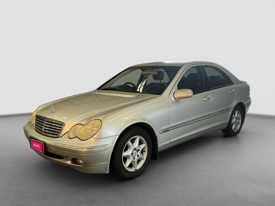 2004 Mercedes-Benz C-Class C180K Classic Petrol