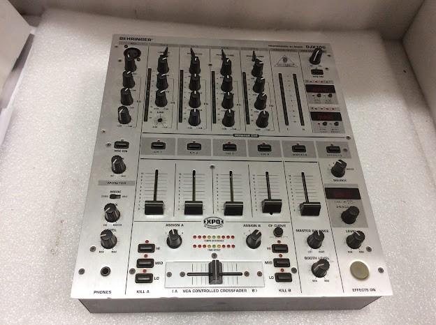 Behringer DJX700 Professional DJ Mixer