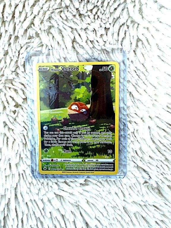 Hisuian Voltorb GG special art card forest artwork.