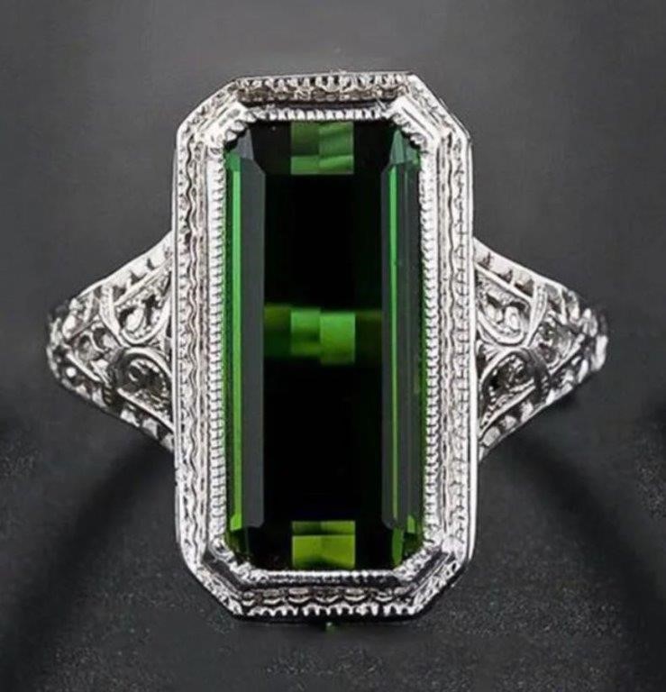Italy 925 Silver 10.0ct Green Stone Emerald Cut Ring (stamps)-9 US