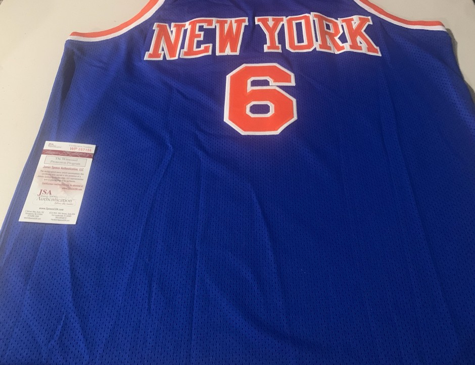 Signed New York Knicks Jersey - Porzingis rookie auto - 2024 NBA Champ</