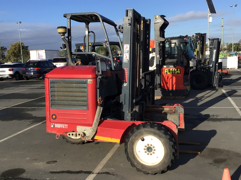 2021 Moffet M825.3WNX Trailer Mountable Forklift. Details: Rated Capacity - 2500kgs Unleaded Weight - 2710kgs Hours - 954hrs Sold As Is, Unregistered And Untested