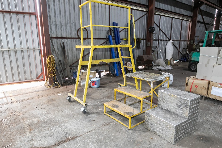 <p>Work Shop Access Platforms & Steps</p>