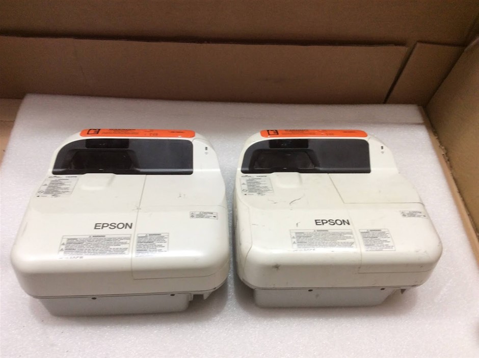 Epson EB-580e LCD Projector (Lot of 2)