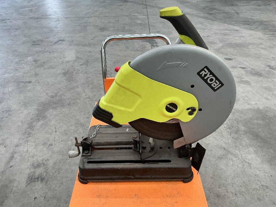 <p>Ryobi 355 mm  Cut off Saw</p>