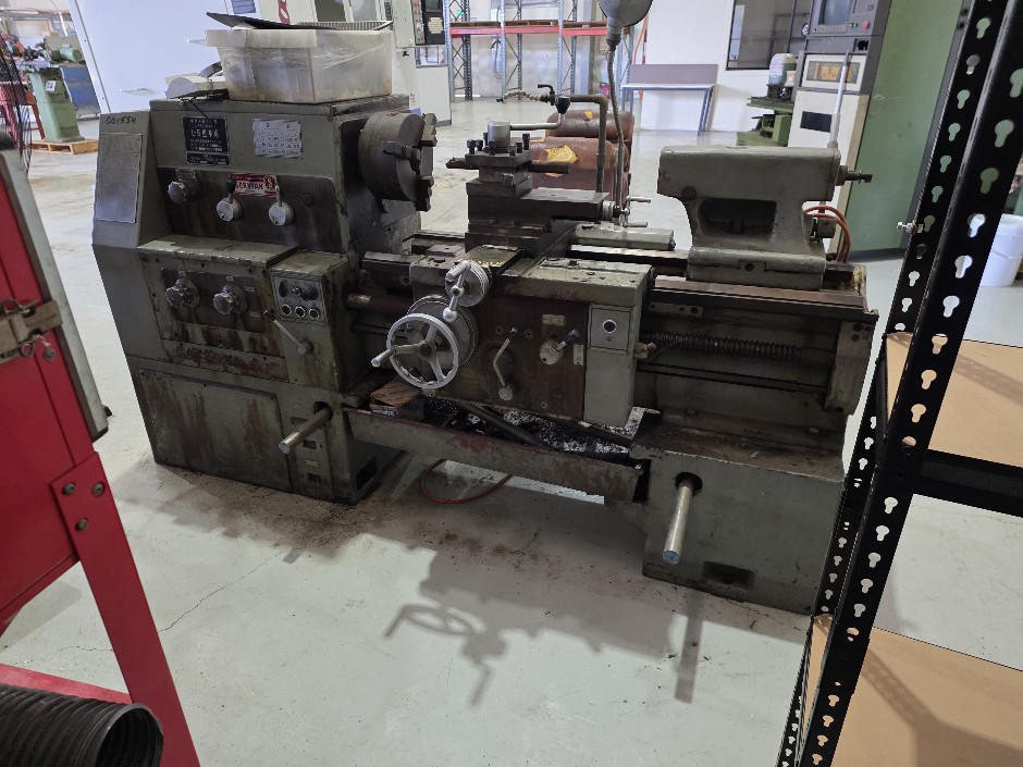 <p>Centre Lathe</p>