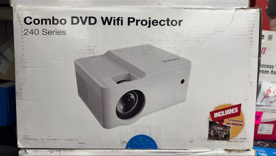 CLOSING DOWN SALE: 240 Series Combo DVD Wifi Projector