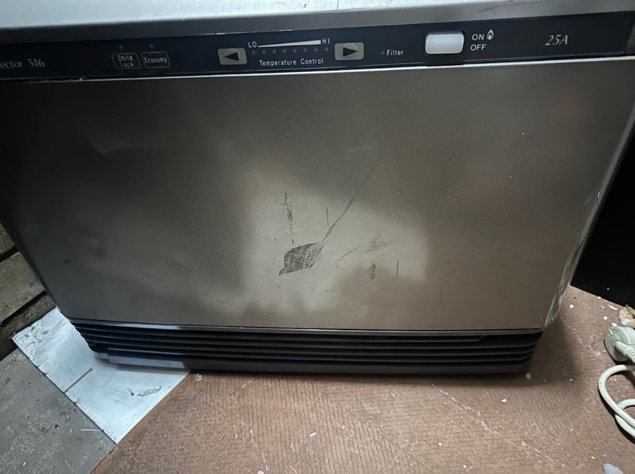 CLOSING DOWN SALE: 3x Heaters